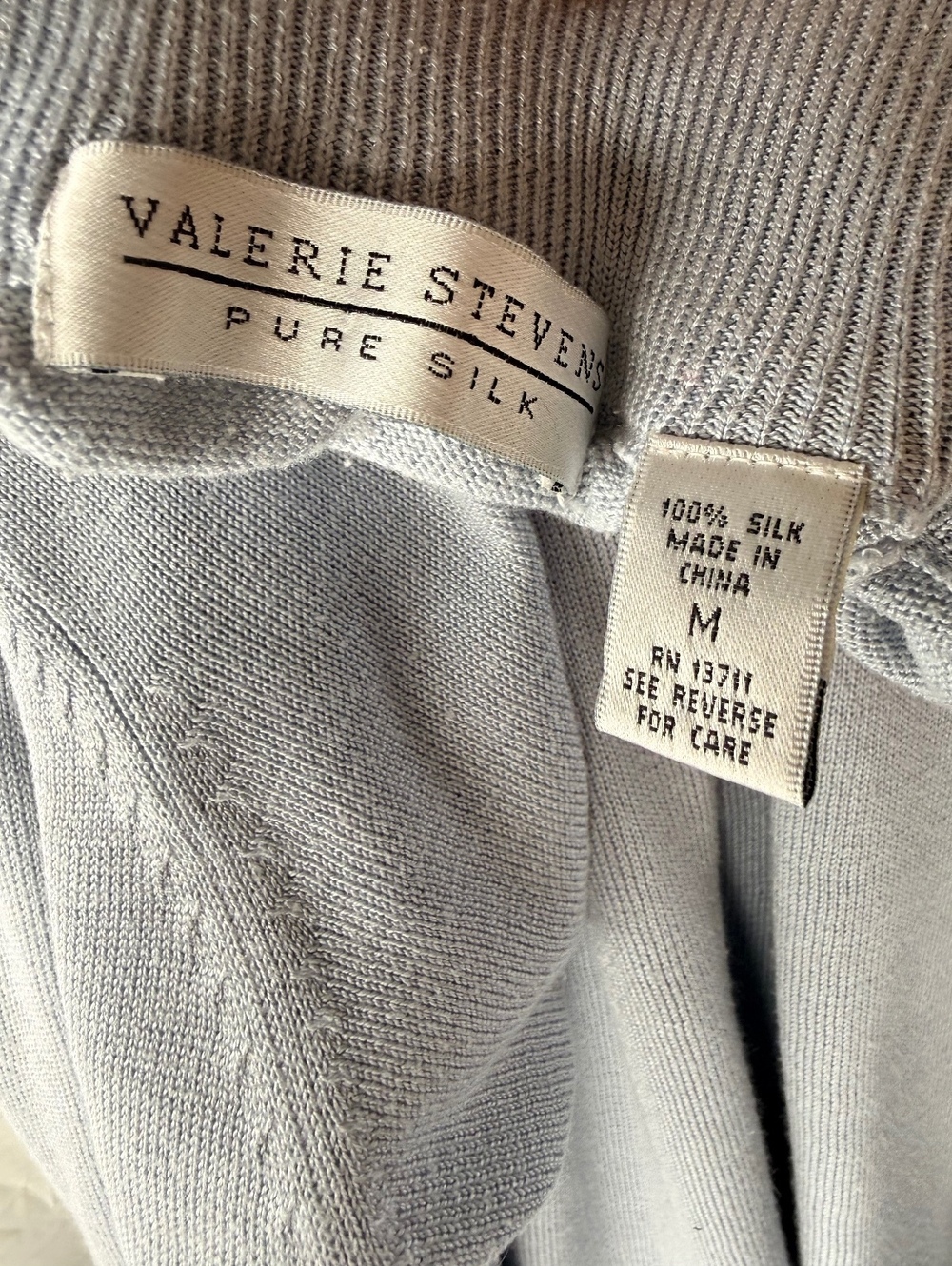 100% Silk Baby Blue Turtleneck Sweater Fine Knit Valerie Stevens - Picture 2 of 5